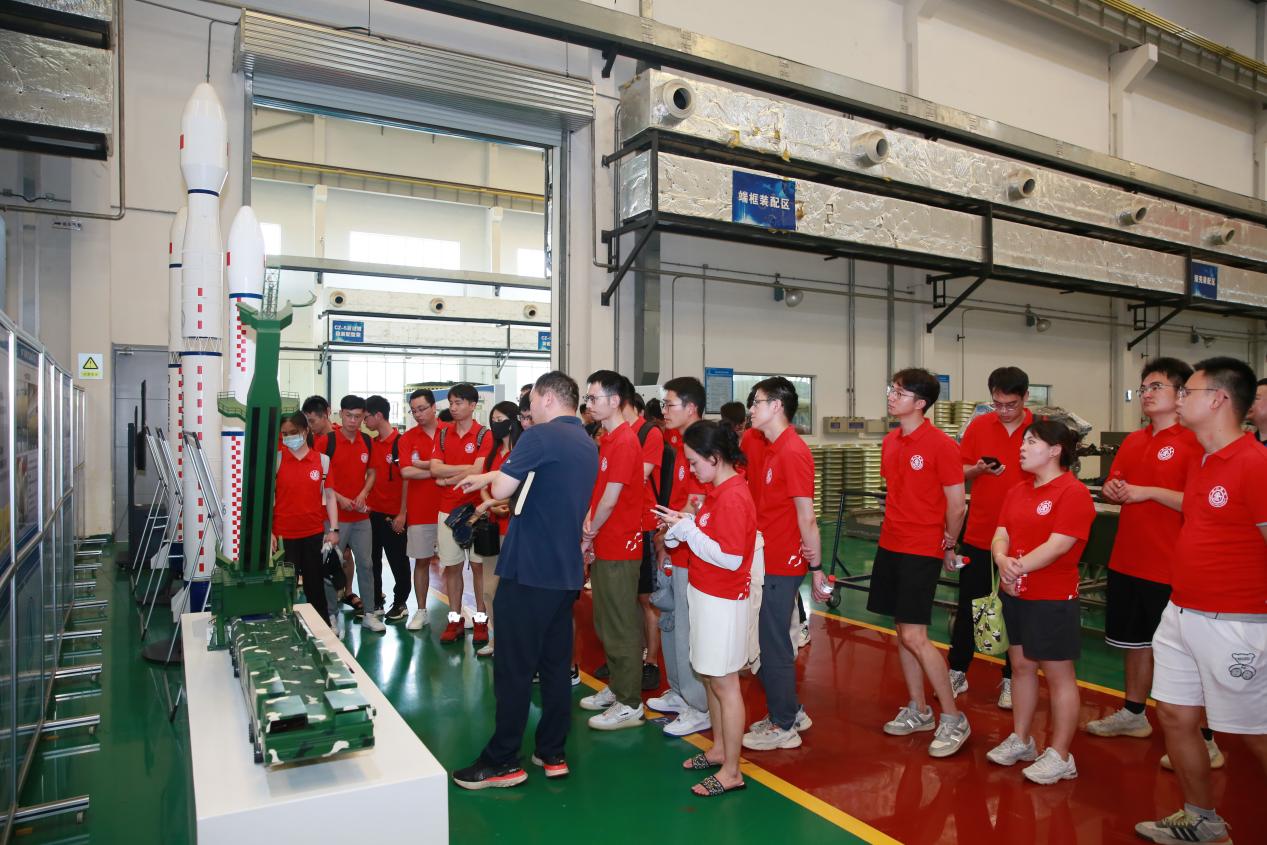 樱花动漫
材料来所交流  （公开）(32)